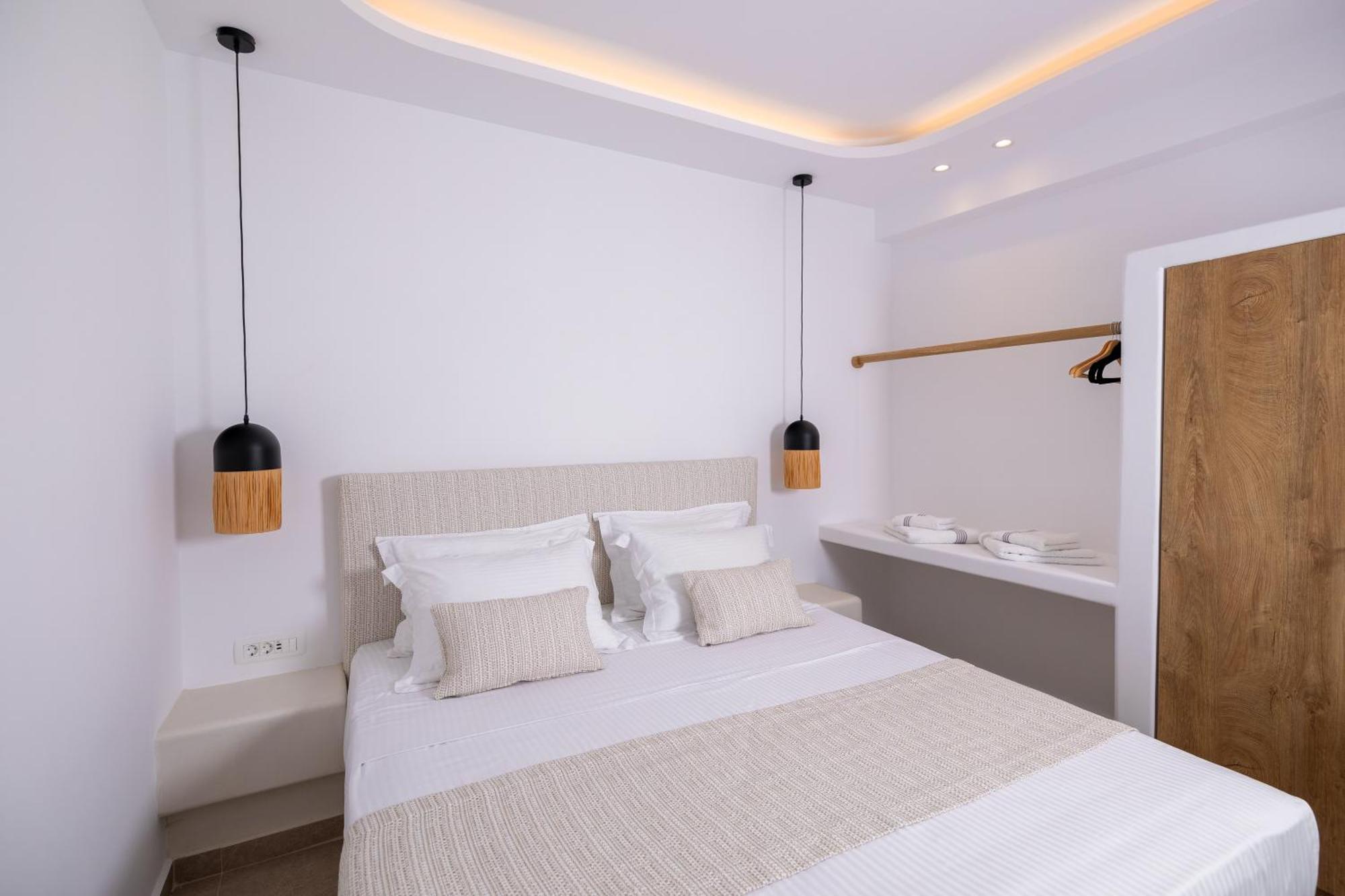 Sn Santorini Apartments Kamari  Exterior photo
